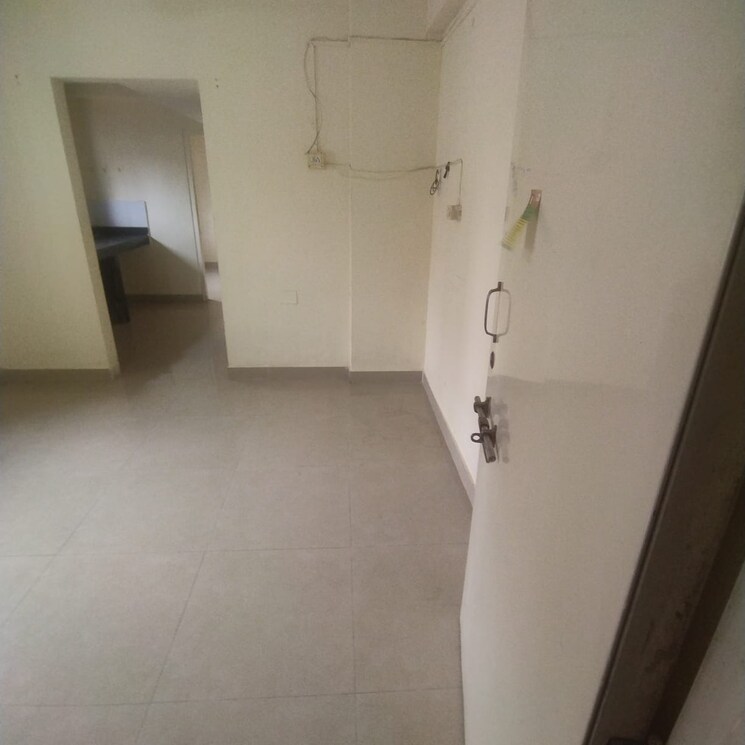 Room, saptarishi-towers 1 Bedroom 600 Sq.Ft. Apartment In Kandivali West Mumbai 9048091