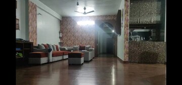 Living Room in 4 BHK Apartment at Birsa Nagar – for Rent