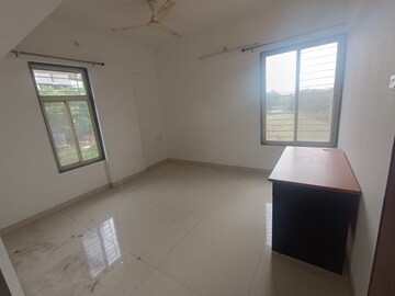 Room in 2 BHK Apartment at Karan Suncoast, Bavdhan – for Rent