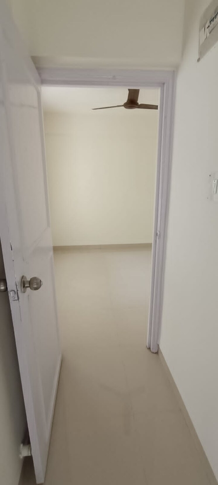 Bathroom, viman-pearl 2 Bedroom 1500 Sq.Ft. Apartment In Viman Nagar Pune 9048219