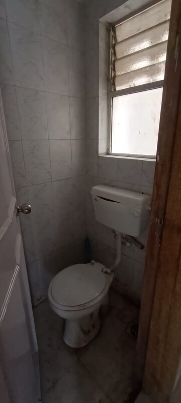 Bathroom in 2 BHK Apartment at Viman Pearl, Viman Nagar – for Rent