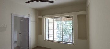 Room in 2 BHK Apartment at Viman Pearl, Viman Nagar – for Rent