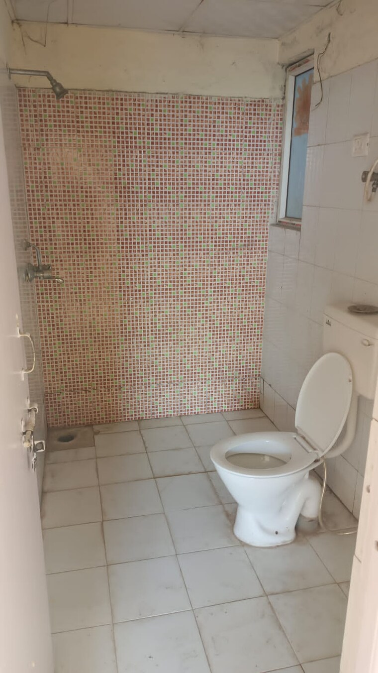 Bathroom, value-infra-meadows-vista1 3 Bedroom 1650 Sq.Ft. Apartment In Raj Nagar Extension Ghaziabad 9048254