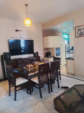 Living Room in 3 BHK Builder Floor at Unitech Arcadia, South City 2 – for Rent