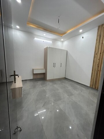 Room in 3 BHK Builder Floor at Jalpura – for Sale