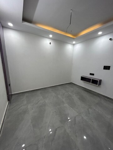 Room in 3 BHK Builder Floor at Jalpura – for Sale