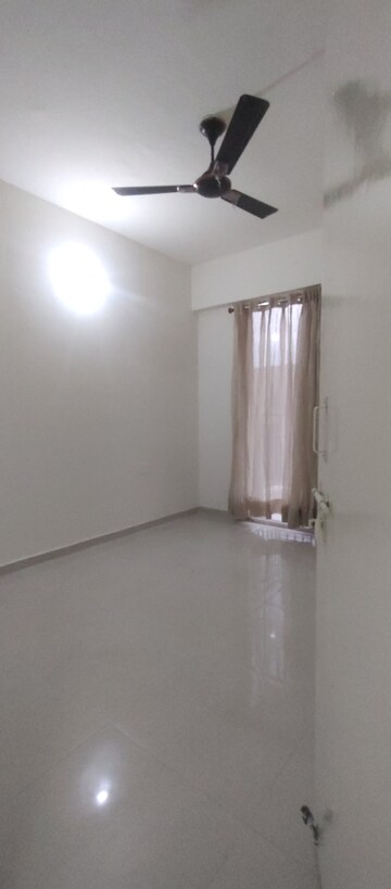 Furnished Amenities in 2 BHK Apartment at Signature The Millennia 2, Sector 37d – for Rent