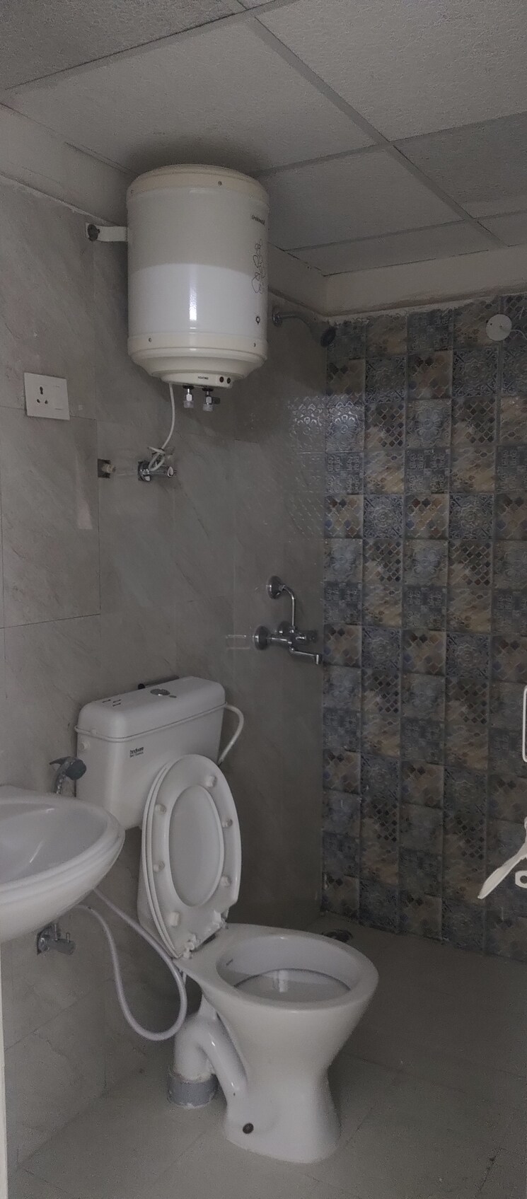 Bathroom, signature-the-millennia-2 2 Bedroom 900 Sq.Ft. Apartment In Sector 37d Gurgaon 9048245