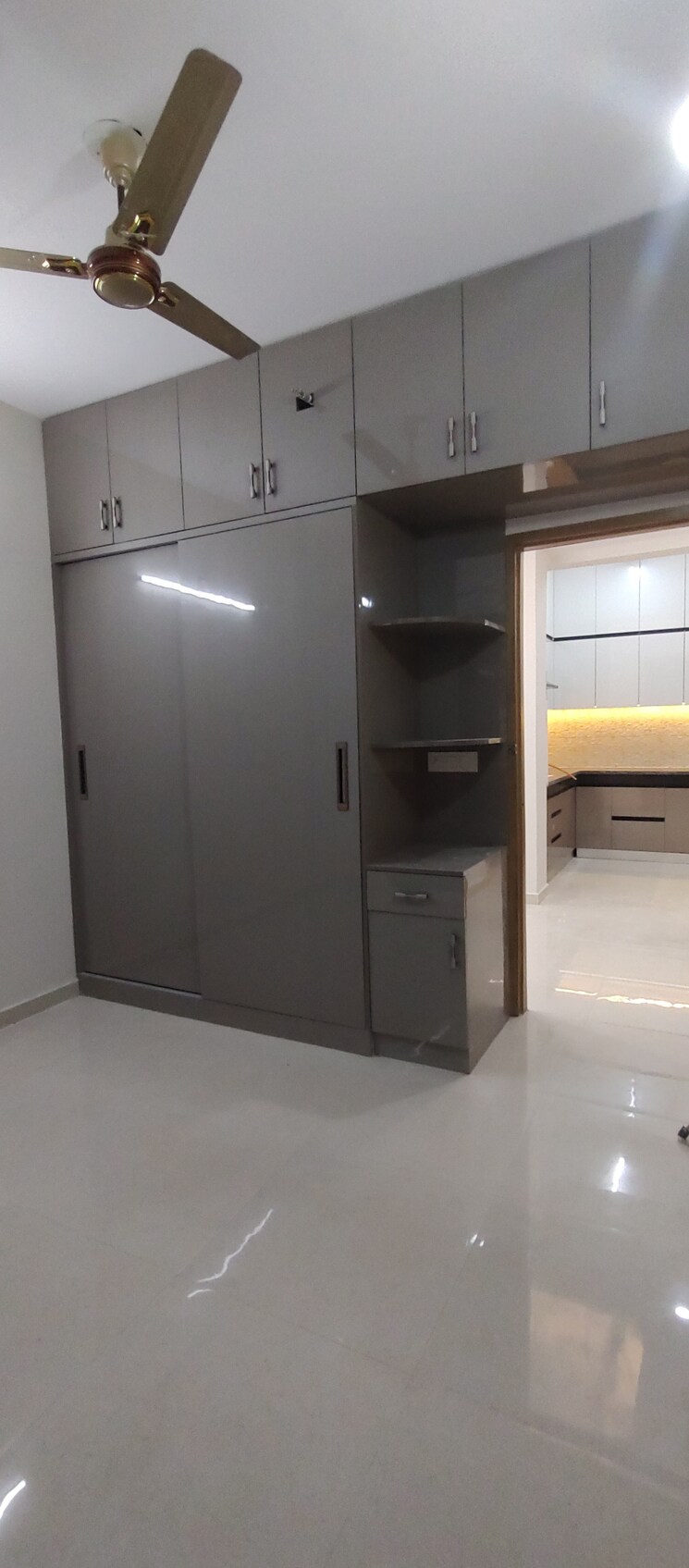 Room, sector 37d 2 Bedroom 900 Sq.Ft. Apartment In Sector 37d Gurgaon 9048291