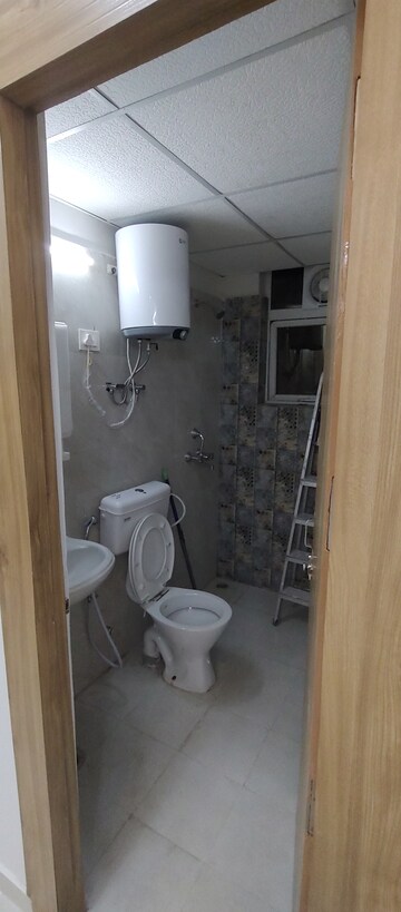 Attached Bathroom in 2 BHK Apartment at Sector 37d – for Rent