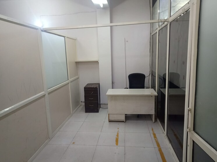 Bathroom, sector 58 Commercial Office Space in IT/SEZ 6000 Sq.Ft. In Sector 58 Noida 9048296