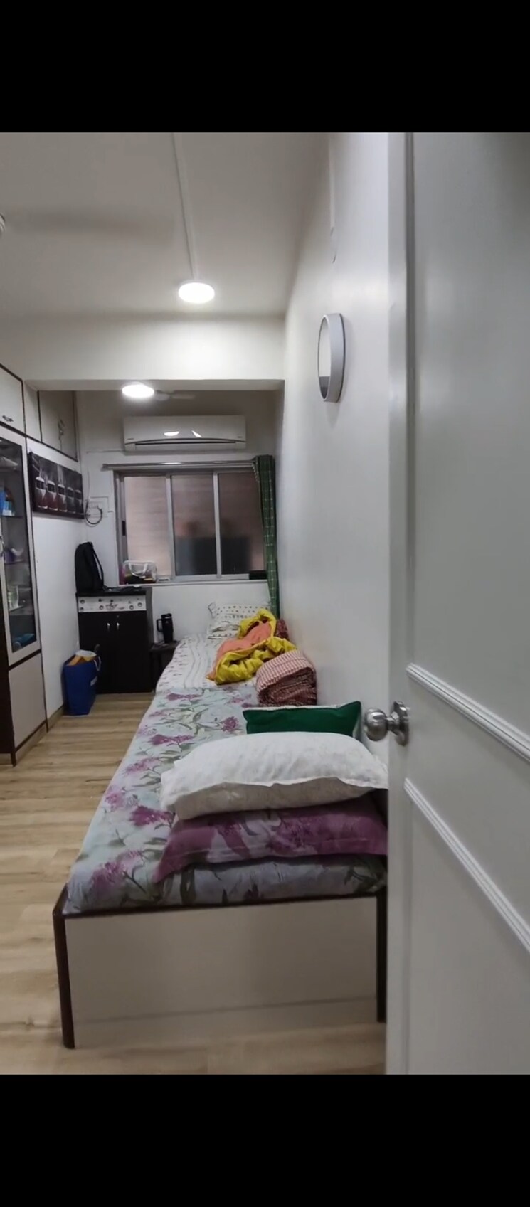 Bedroom, mazgaon 1.5 Bedroom 550 Sq.Ft. Apartment In Mazgaon Mumbai 9048355