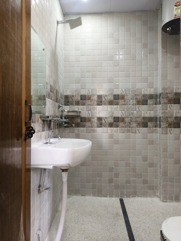 Bathroom in 2 BHK Builder Floor at Sector 45 – for Rent