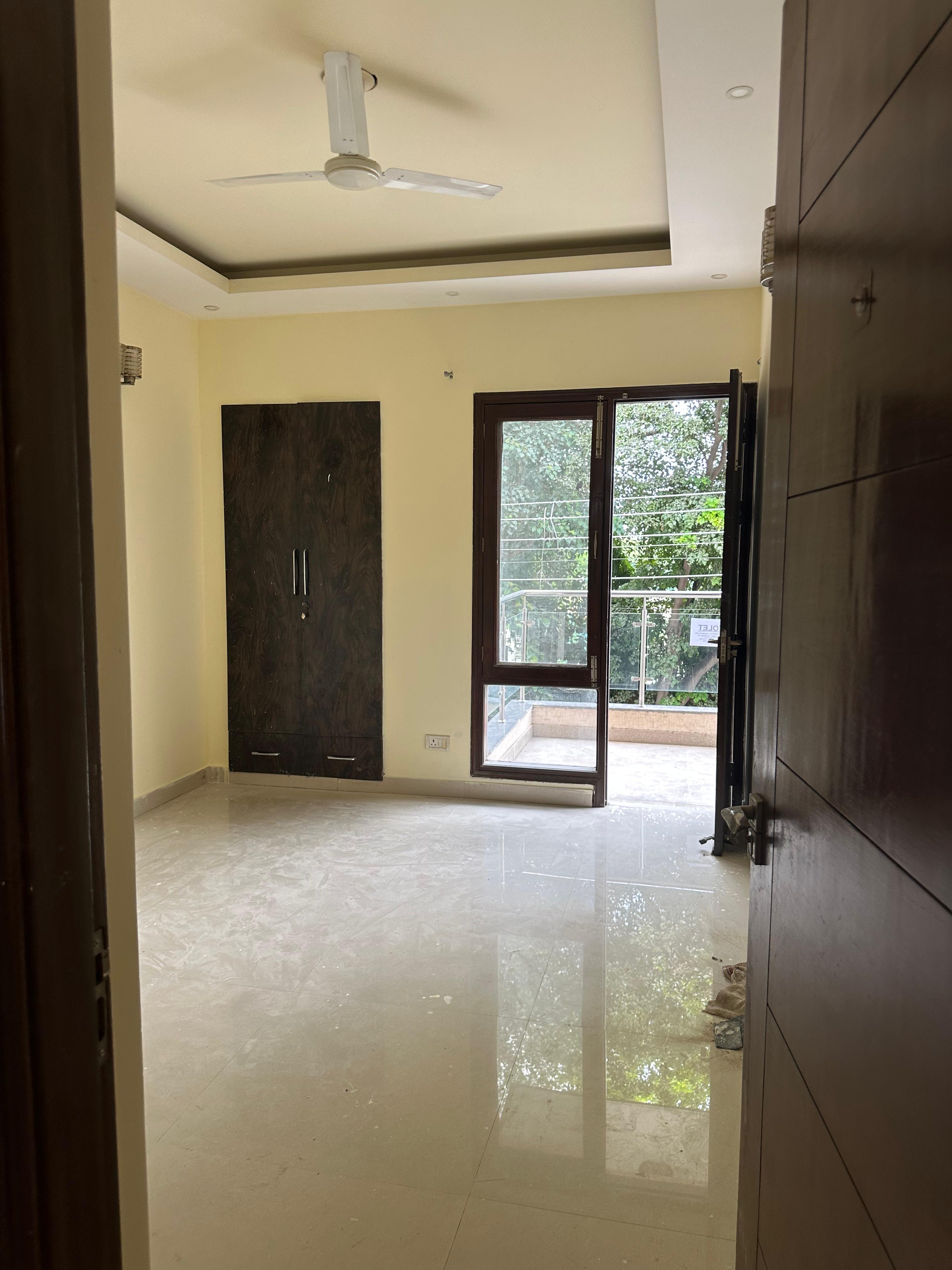 2 BHK + Pooja Room Builder Floor For Rent in Sector 45