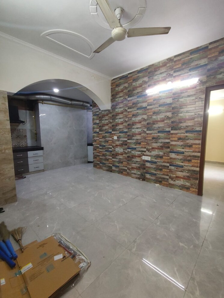 Room, saket 1 Bedroom 600 Sq.Ft. Apartment In Saket Delhi 9048357