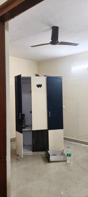 Furnished Amenities in 2 BHK Independent House at Gomti Nagar – for Rent