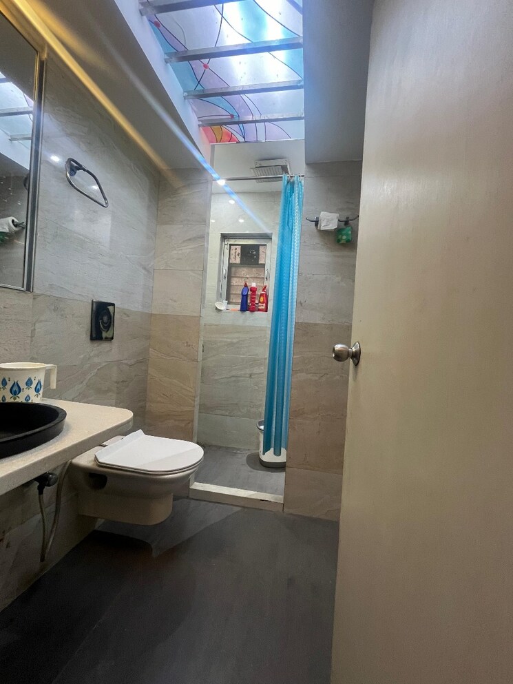 Bathroom, evershine-grandeur 2 Bedroom 765 Sq.Ft. Apartment In Malad West Mumbai 9048442