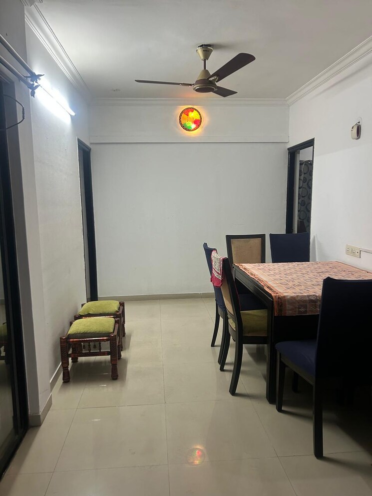 Team Area, gera-emerald-city 2 Bedroom 1242 Sq.Ft. Apartment In Kharadi Pune 9048445