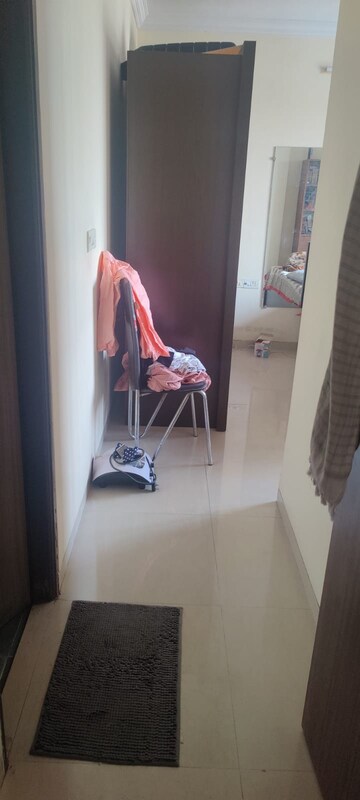 Furnished Amenities in 2 BHK Apartment at Kukreja Residency, Chembur – for Rent