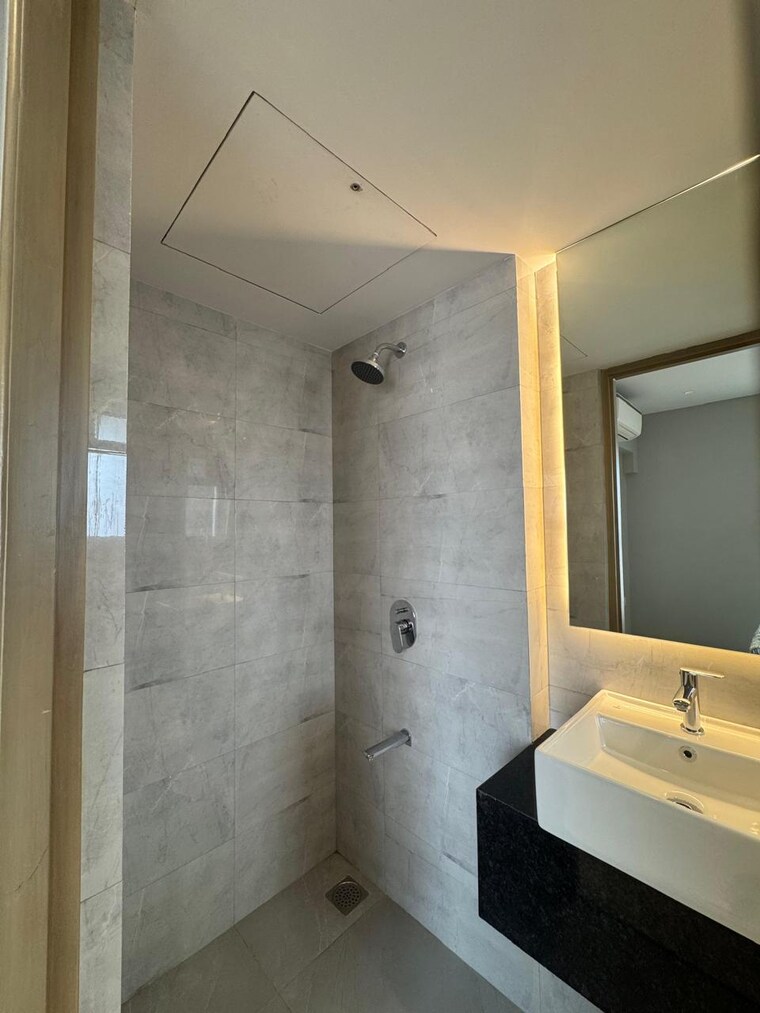 Bathroom, siddha-sky 3 Bedroom 897 Sq.Ft. Apartment In Wadala Mumbai 9048458