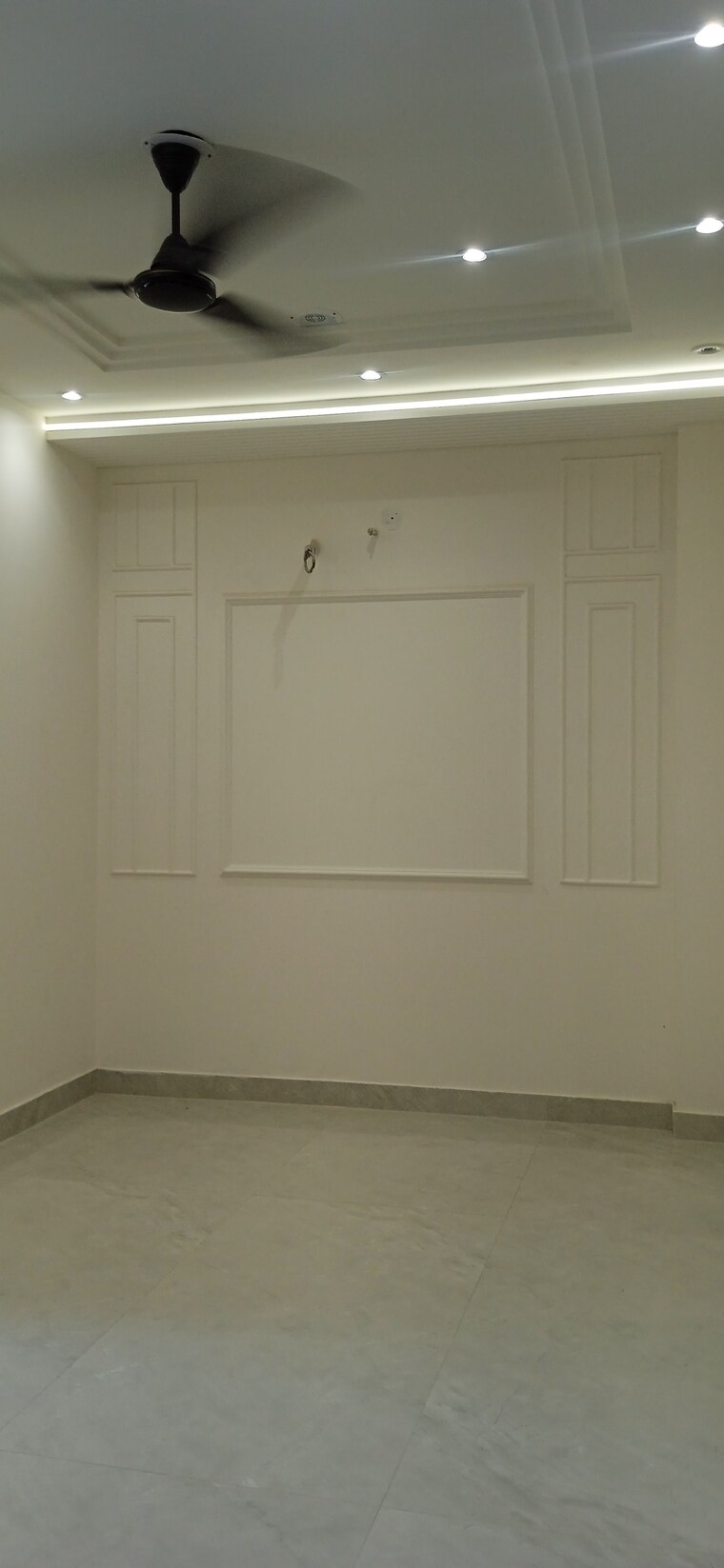 Room, dashrath puri 2 Bedroom 700 Sq.Ft. Builder Floor In Dashrath Puri Delhi 9048462