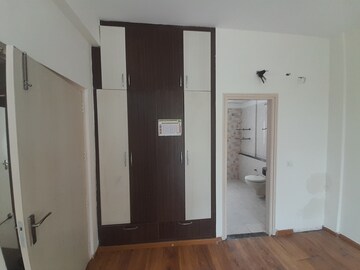 Room in 3 BHK Apartment at Malwa Escon Arena, Lohgarh – for Sale