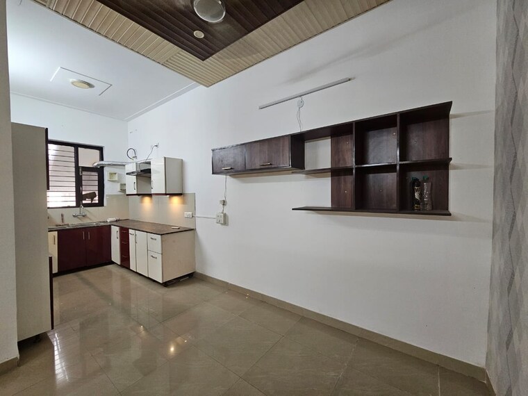 Kitchen, dhakoli 3 Bedroom 192 Sq.Yd. Apartment In Dhakoli Zirakpur 9048474