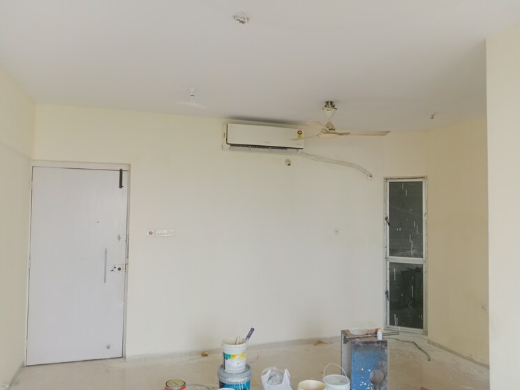 Room, siddhanchal-chs 2.5 Bedroom 1100 Sq.Ft. Apartment In Pawar Nagar Thane 9048485