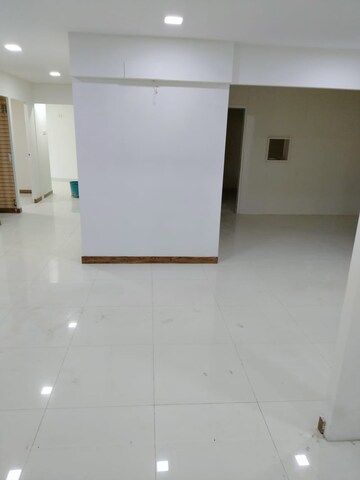 Room in  Office Space at Vikhroli West – for Rent