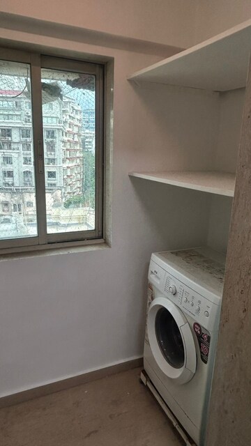 Furnished Amenities in 3 BHK Apartment at Lilian Heights, Bandra West – for Rent