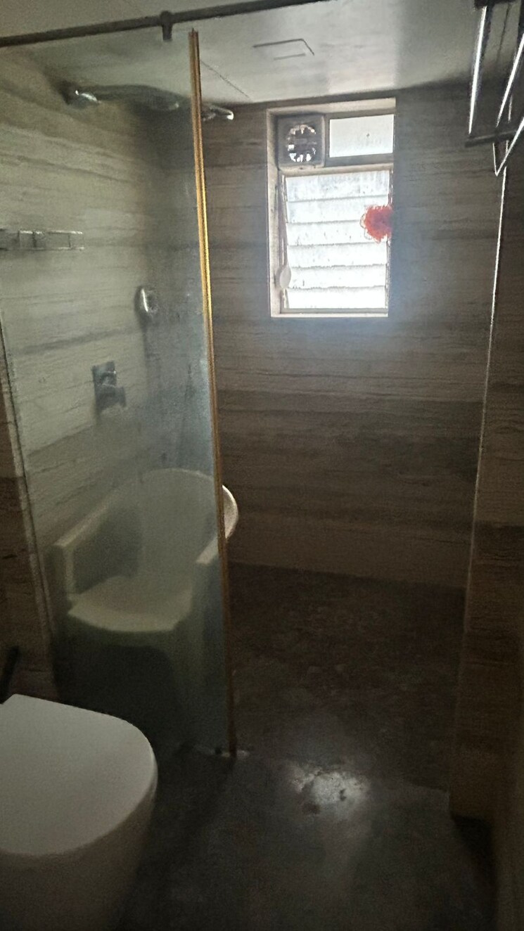 Bathroom, lilian-heights 3 Bedroom 1200 Sq.Ft. Apartment In Bandra West Mumbai 9048519