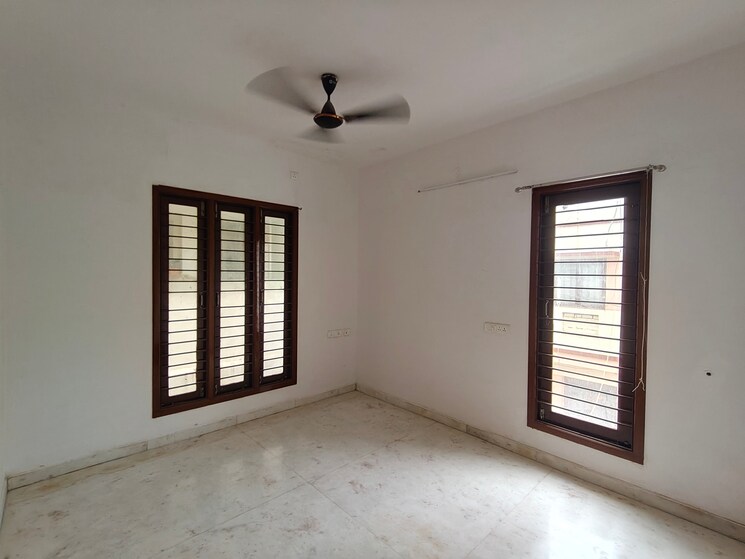Room, thyagaraya nagar Pg For Boys & Girls In Thyagaraya Nagar 9048531