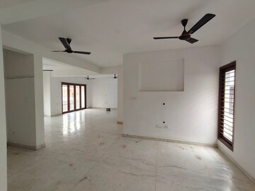 Room in  Pg at Thyagaraya Nagar – for Rent
