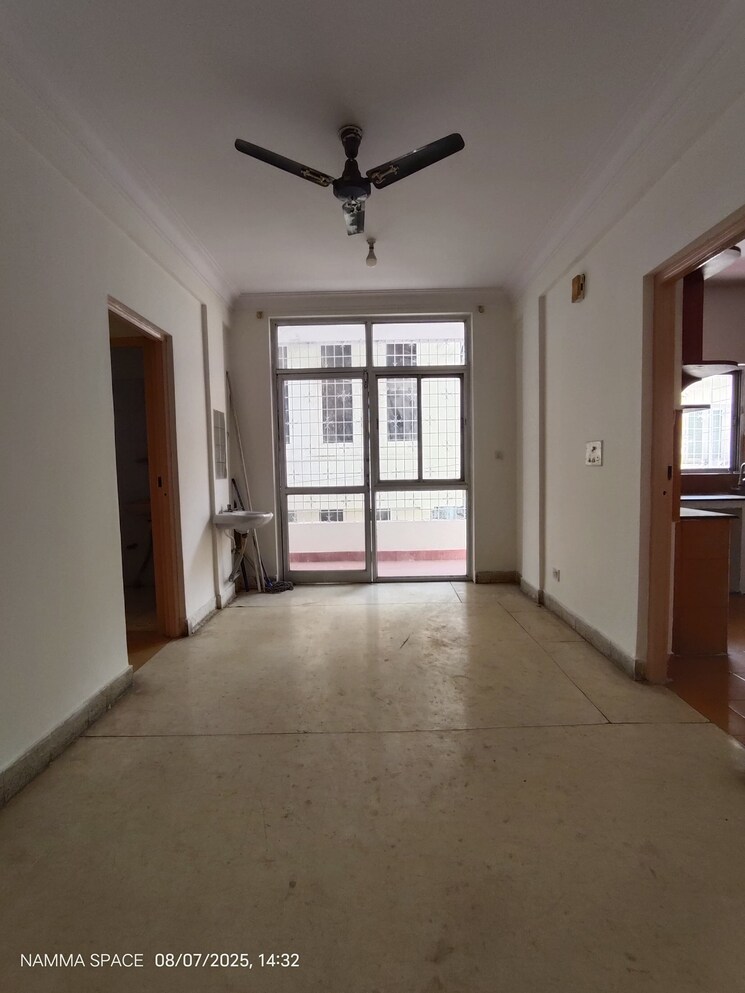 Room, koramangala 3 Bedroom 1600 Sq.Ft. Builder Floor In Koramangala Bangalore 9048375