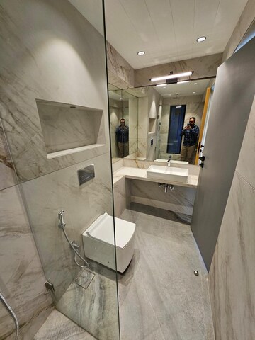 Attached Bathroom in 4 BHK Apartment at Pebbles Marina, Santacruz West – for Rent