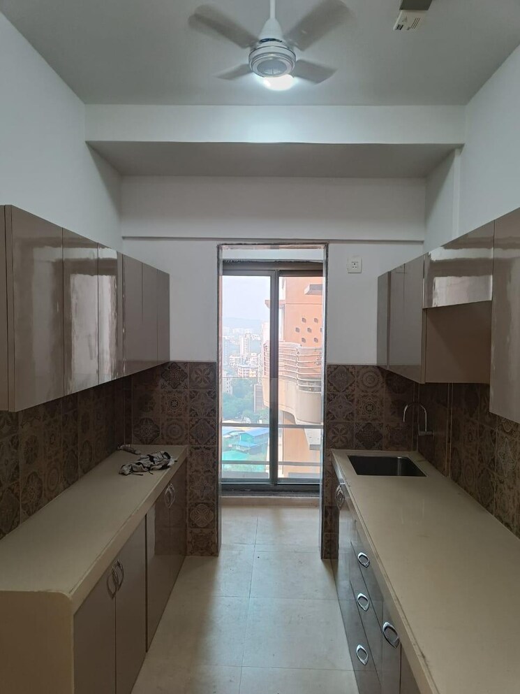 Kitchen, kanakia-silicon-valley 3 Bedroom 986 Sq.Ft. Apartment In Powai Mumbai 9048635