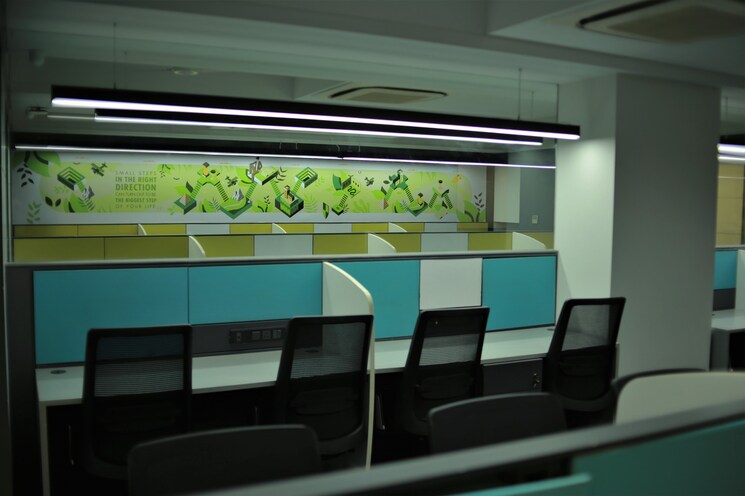 Team Area, ellis bridge Commercial Office Space 3500 Sq.Ft. In Ellis Bridge Ahmedabad 9048630