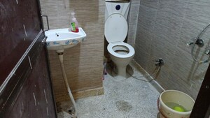 Bathroom in 1 BHK Builder Floor at Vaishali Sector 2 – for Sale