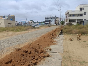 Plot Area in 2 BHK Independent House at Bathlapalli – for Sale