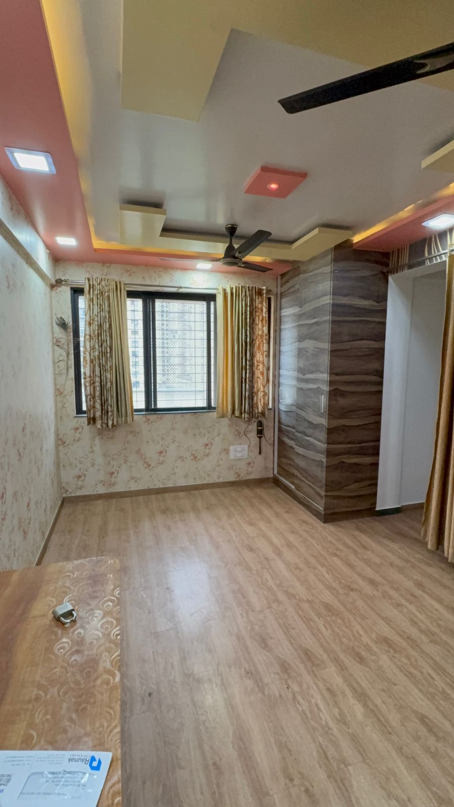 1 BHK 410 Sq.Ft. Apartment in Hiranandani The Walk