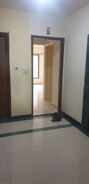 Building Lobby in 2 BHK Apartment at Kalpataru Srishti, Mira Road – for Sale