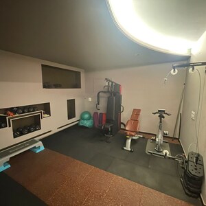 Team Area in 6+ BHK Villa at Sushant Lok I – for Sale