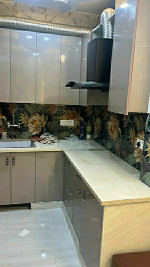 Kitchen in 2.5 BHK Builder Floor at Mansarover Garden – for Sale