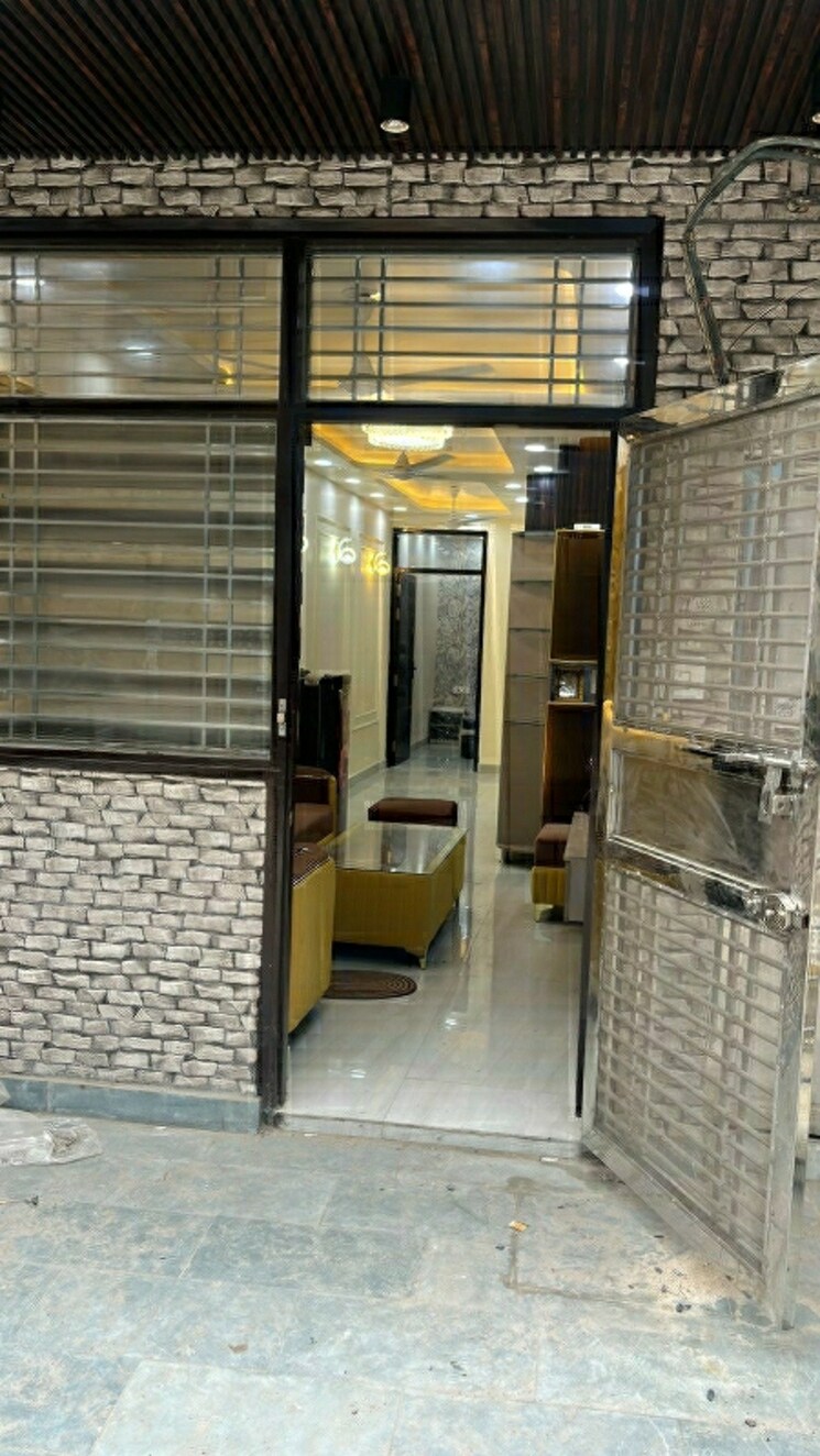 Exterior View, mansarover garden 2.5 Bedroom 900 Sq.Ft. Builder Floor In Mansarover Garden Delhi 9048801