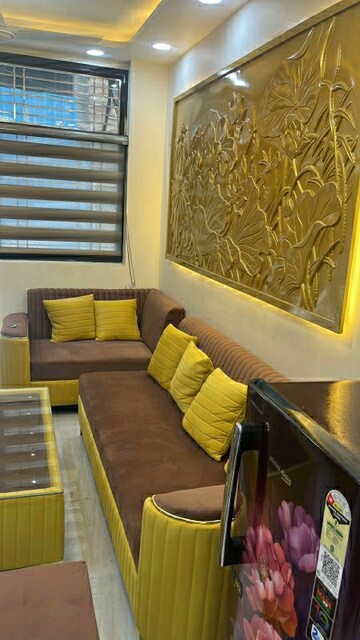 Staircase in 2.5 BHK Builder Floor at Mansarover Garden – for Sale