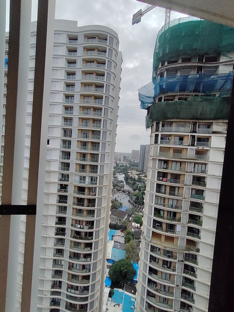 Exterior View, sunteck-city-avenue-2 2 Bedroom 703 Sq.Ft. Apartment In Goregaon West Mumbai 9048767