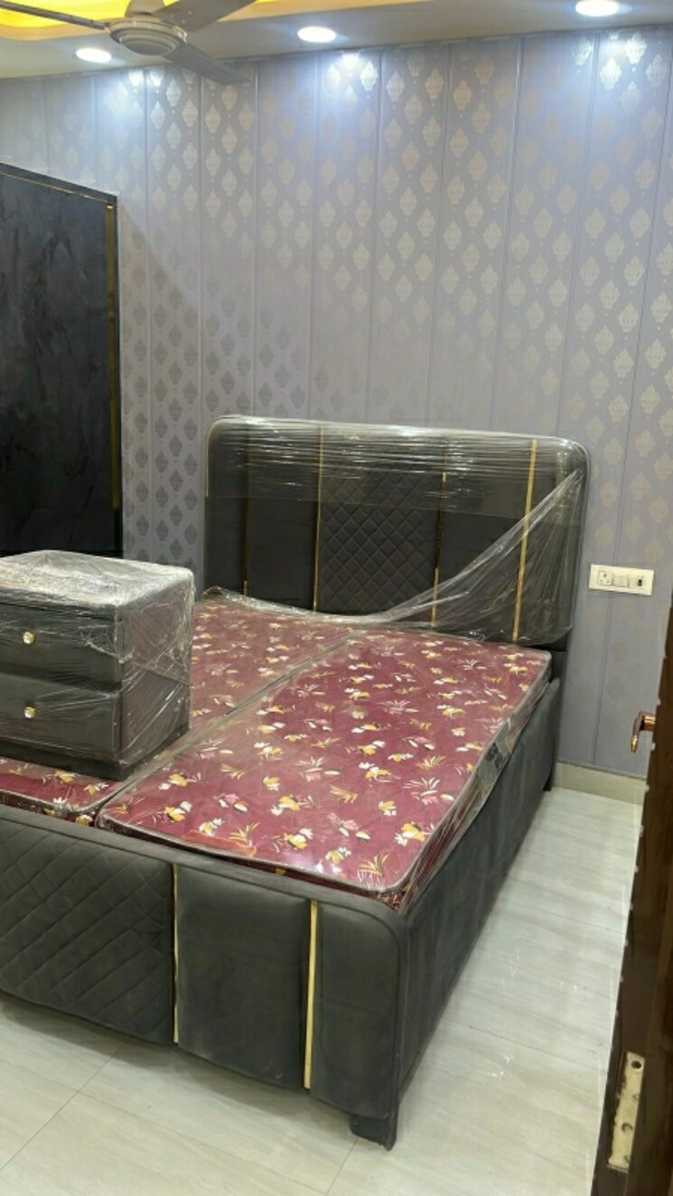 Bedroom, mansarover garden 2.5 Bedroom 900 Sq.Ft. Builder Floor In Mansarover Garden Delhi 9048801