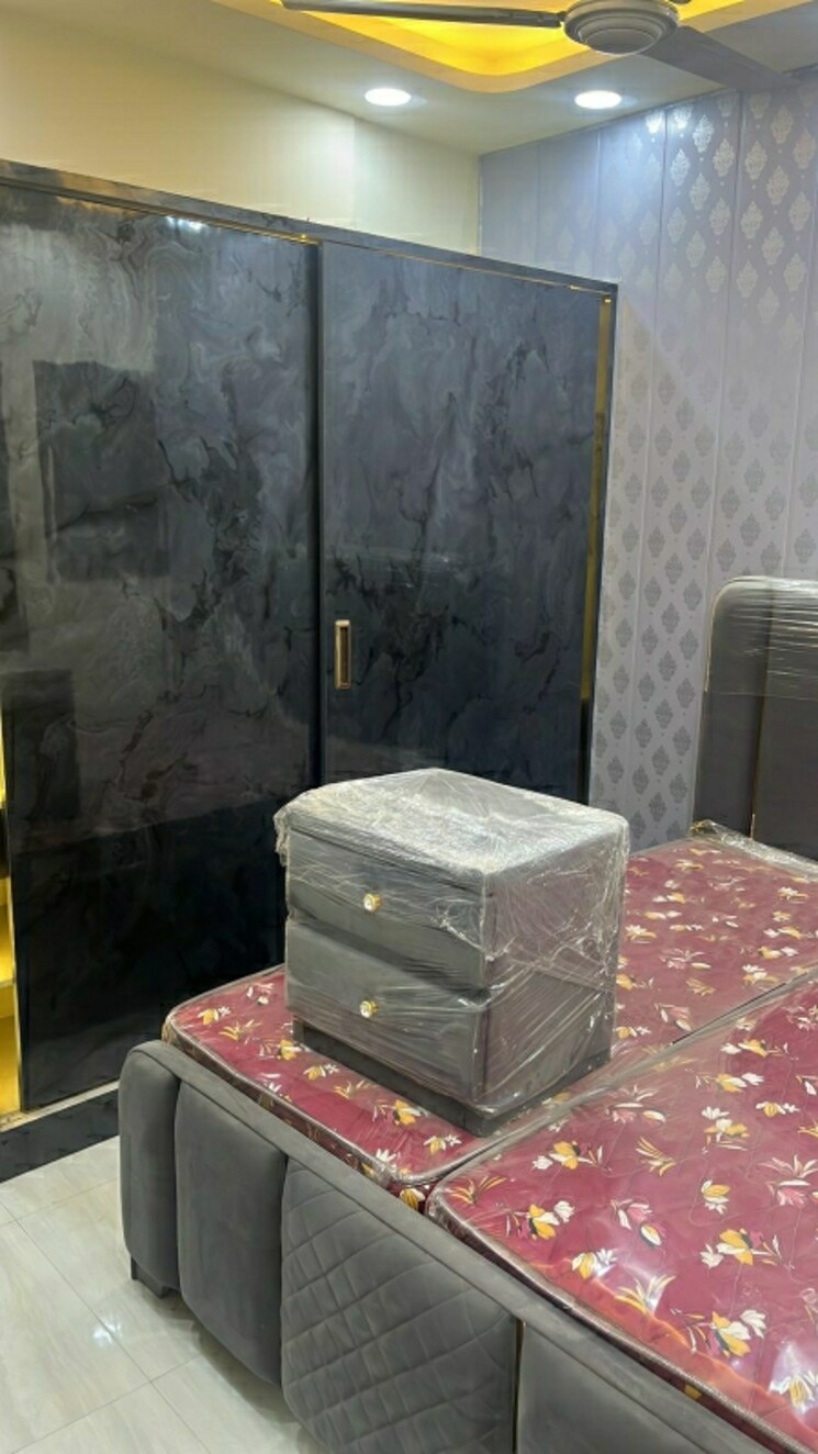 Bathroom, mansarover garden 2.5 Bedroom 900 Sq.Ft. Builder Floor In Mansarover Garden Delhi 9048801