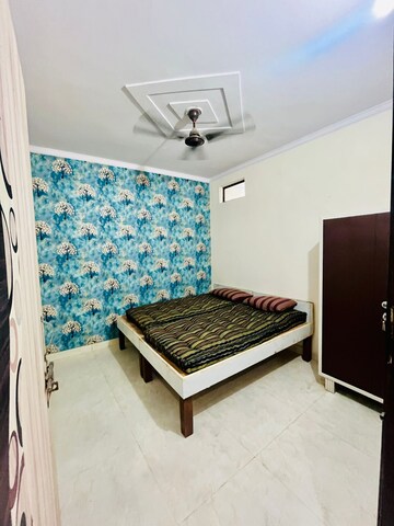 Bedroom in 2 BHK Builder Floor at Dwarka Mor – for Rent