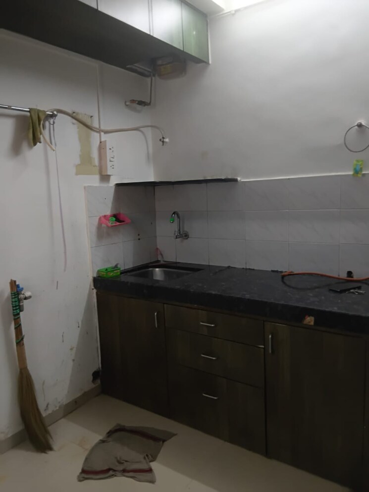 Kitchen, green fields colony 2 Bedroom 900 Sq.Ft. Apartment In Green Fields Colony Faridabad 9048777